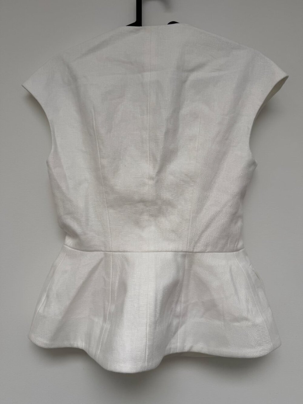 MESHKI Oriana Linen Vest + Scout Linen Shorts Set White - S - Picture 6 of 9
